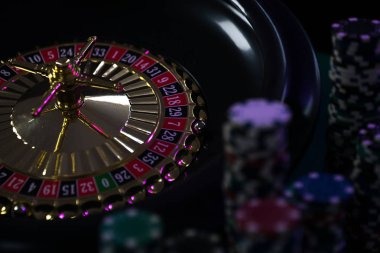 Our sqtoto live dealer studio with table and account interface